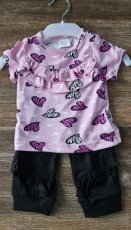 Setje met ruffles en hartjes
